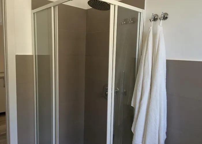 Holidays In Sicily * 阿奇雷亚莱